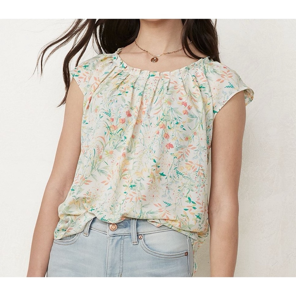 LC Lauren Conrad Floral Cap Sleeve Blouse in Cream and Pastel